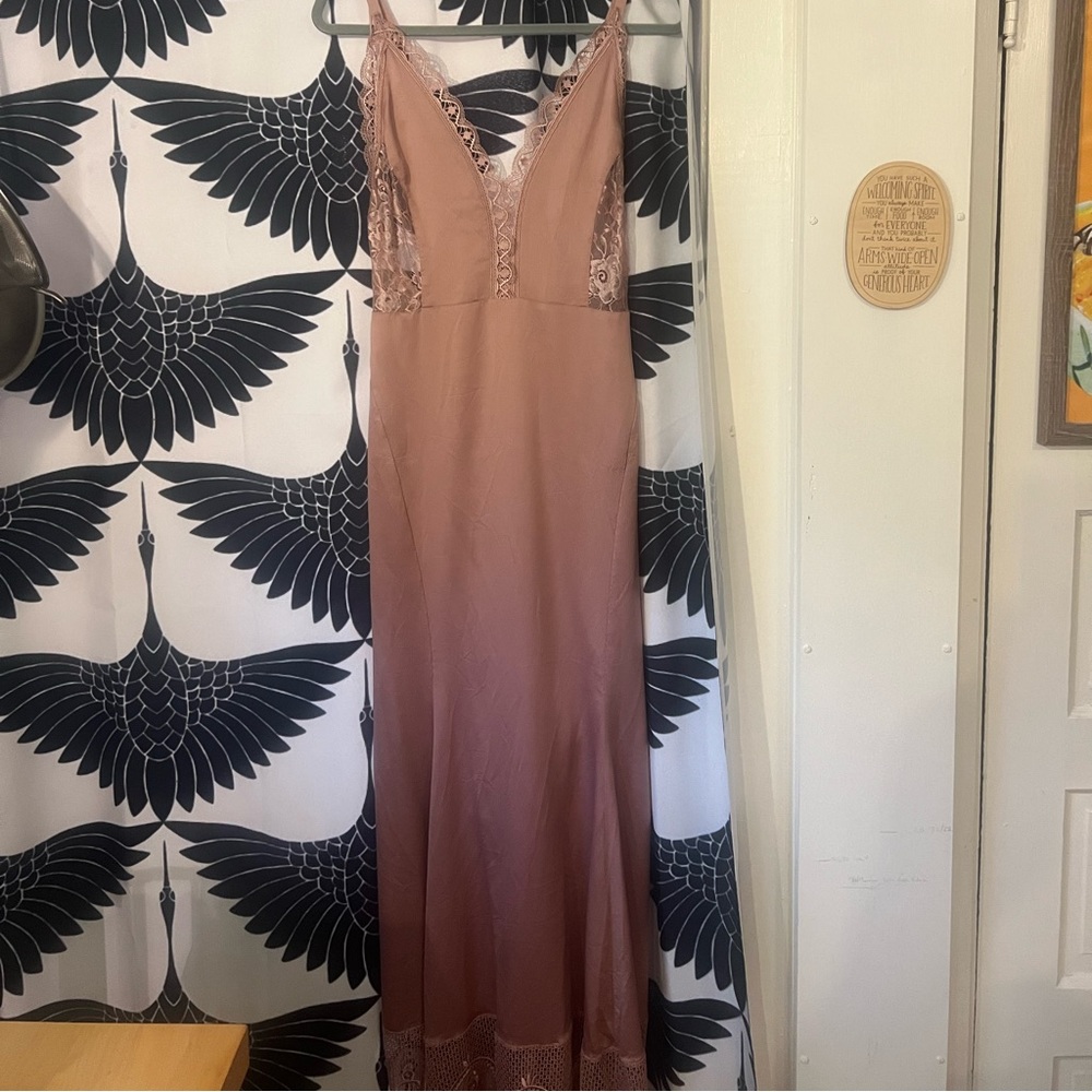 Great Gatsby inspired. Elegant for special occasion dress/gown.